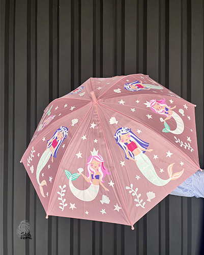 چتر جادویی با قابلیت تغییر رنگ